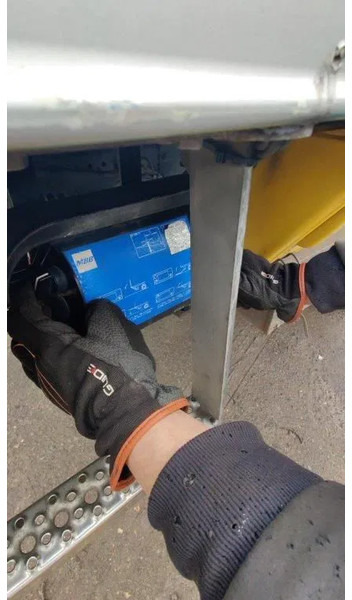 Dhollandia Tailgate / Loadboard / Laadklep / Achtersluitklep 2000 kg MBB / Palfinger / B.A.R. Cargolift - Гидроборт: фото 5 Dhollandia Tailgate / Loadboard / Laadklep / Achtersluitklep 2000 kg MBB / Palfinger / B.A.R. Cargolift - Гидроборт: фото 5