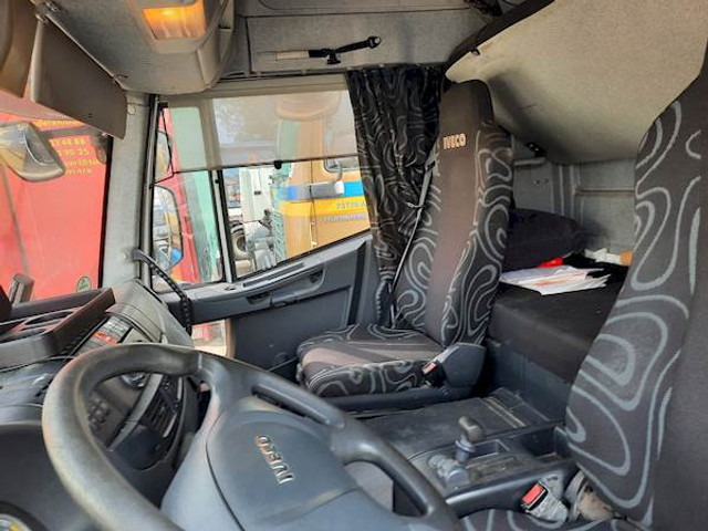 Iveco 120E25 EUROCARGO - Грузовик с закрытым кузовом: фото 4 Iveco 120E25 EUROCARGO - Грузовик с закрытым кузовом: фото 4
