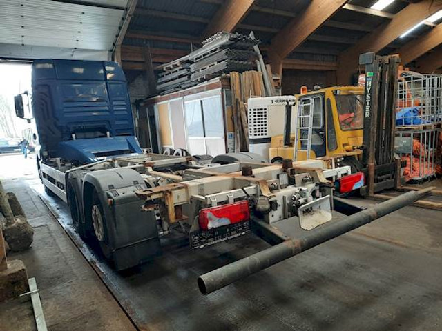 MAN TGX 26.440 - Грузовик-контейнеровоз/ Сменный кузов: фото 4 MAN TGX 26.440 - Грузовик-контейнеровоз/ Сменный кузов: фото 4