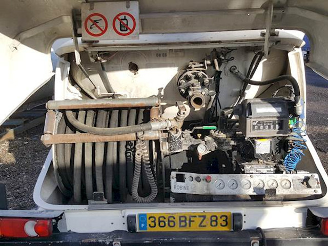 Renault MIDLUM 220 GAS / LPG - Грузовик-цистерна: фото 5 Renault MIDLUM 220 GAS / LPG - Грузовик-цистерна: фото 5