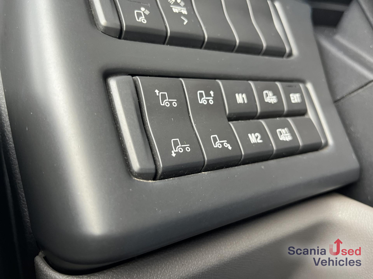 SCANIA R 450 A4x2N RETARDER 8T FULL AIR DIFF-L P-AIRCO - Тягач: фото 4 SCANIA R 450 A4x2N RETARDER 8T FULL AIR DIFF-L P-AIRCO - Тягач: фото 4