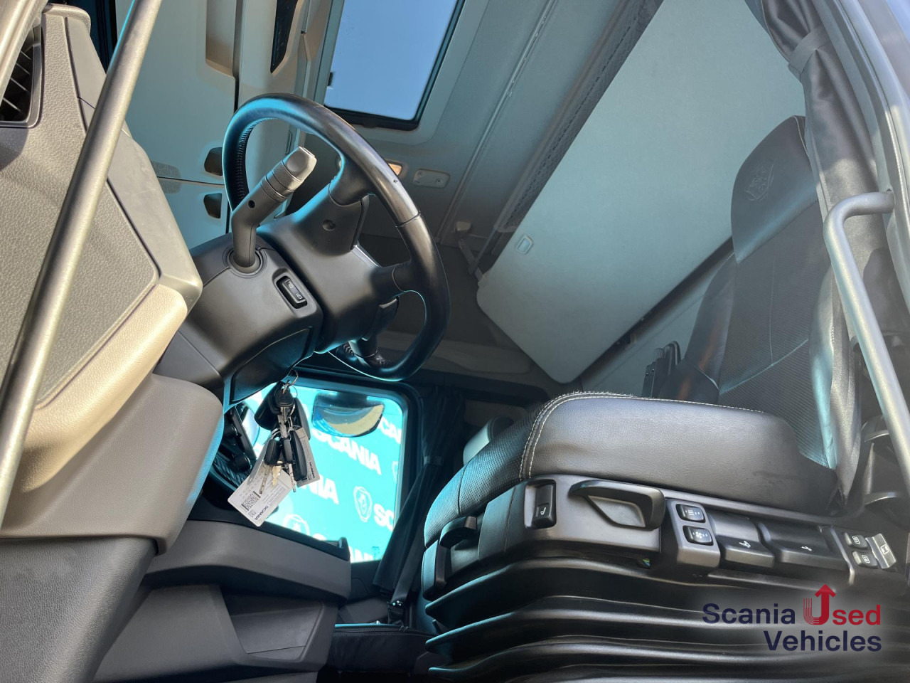 SCANIA S 500 A6x2/4NB DIFF-L RETARDER FULL AIR ACC - Тягач: фото 4 SCANIA S 500 A6x2/4NB DIFF-L RETARDER FULL AIR ACC - Тягач: фото 4