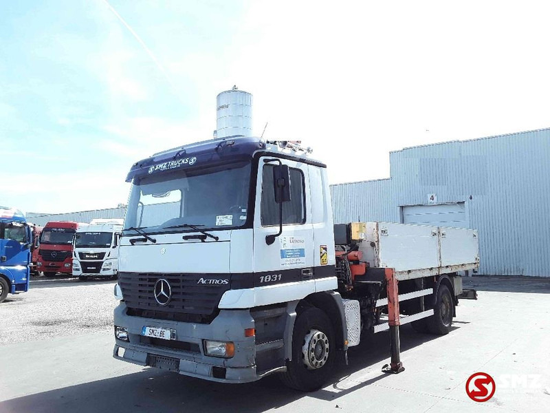 Mercedes-Benz Actros 1831 165000km lames - Грузовик бортовой/ Платформа: фото 3 Mercedes-Benz Actros 1831 165000km lames - Грузовик бортовой/ Платформа: фото 3