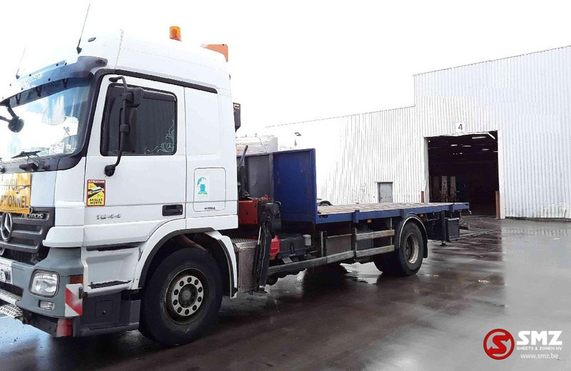 Mercedes-Benz Actros 1844 EPS / Twistlocks - Грузовик бортовой/ Платформа, Автоманипулятор: фото 5 Mercedes-Benz Actros 1844 EPS / Twistlocks - Грузовик бортовой/ Платформа, Автоманипулятор: фото 5