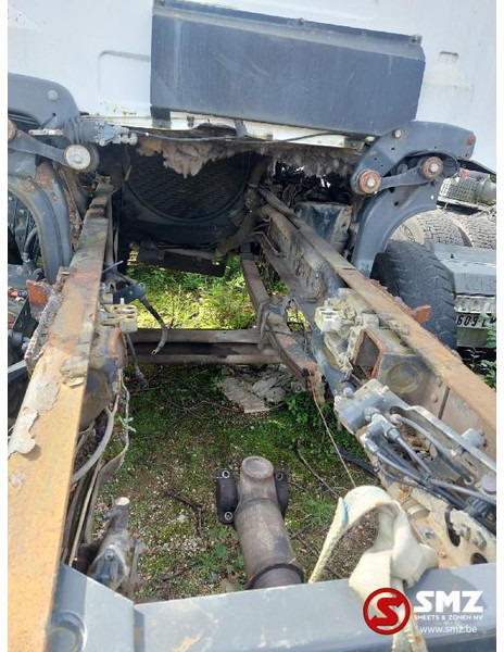 Scania 164 L 480 zijschade/side dammage - Грузовик-шасси: фото 3 Scania 164 L 480 zijschade/side dammage - Грузовик-шасси: фото 3