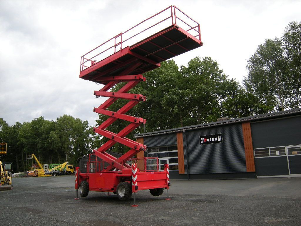Scherenarbeitsbühne Liftlux SL172-24D4WD,S AH 19 - Грузовик с подъемником: фото 1 Scherenarbeitsbühne Liftlux SL172-24D4WD,S AH 19 - Грузовик с подъемником: фото 1