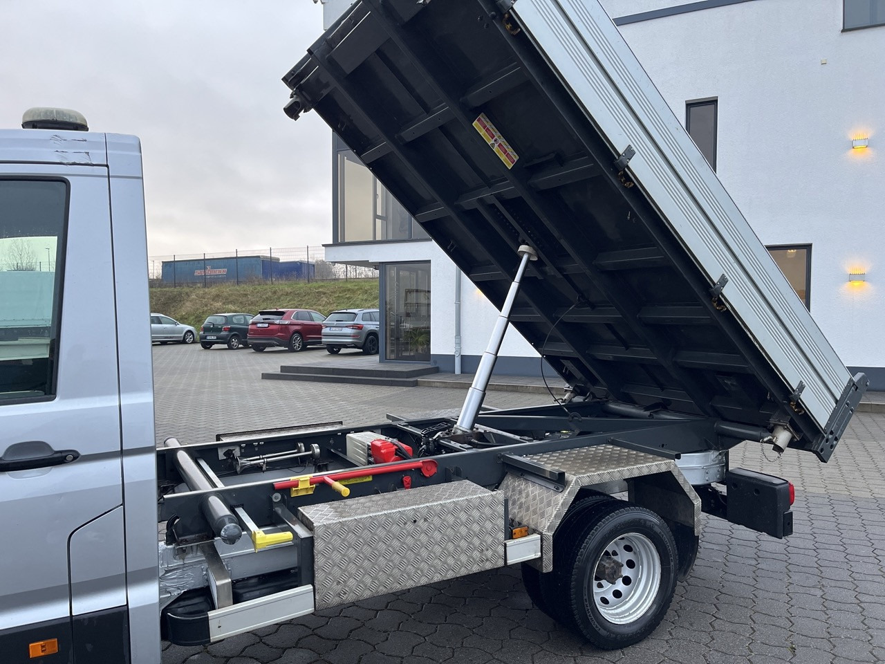 MAN TGE 3.180 4x2 Zwillingsbereift - Малотоннажный самосвал: фото 2 MAN TGE 3.180 4x2 Zwillingsbereift - Малотоннажный самосвал: фото 2