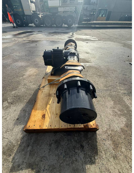 Komatsu PW140-7 REAR AXLE ASSEMBLY 20E-22-32000 - Ось и запчасти для Строительной техники: фото 5 Komatsu PW140-7 REAR AXLE ASSEMBLY 20E-22-32000 - Ось и запчасти для Строительной техники: фото 5