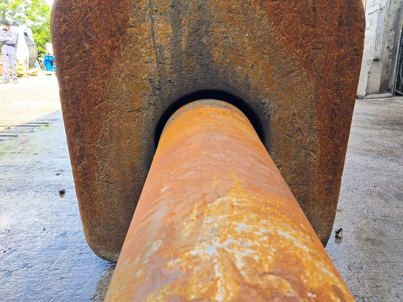 MONTABERT BRV7000 - Гидромолот для Строительной техники: фото 4 MONTABERT BRV7000 - Гидромолот для Строительной техники: фото 4