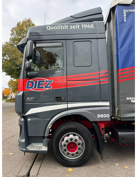 DAF XF 106.440 DAF XF 106 440 BL 4x2 *SpaceCab*Pritschenwagen mit Schiebeplane und EDSCHA - Verdeck* - Тентованный грузовик: фото 3 DAF XF 106.440 DAF XF 106 440 BL 4x2 *SpaceCab*Pritschenwagen mit Schiebeplane und EDSCHA - Verdeck* - Тентованный грузовик: фото 3