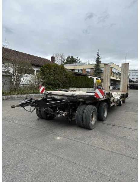 Низкорамный прицеп Müller-Mitteltal T4 4-Achs Tieflader Radmulden luftgefedert T4 4-Achs Tieflader Radmulden luftgefedert: фото 6 Низкорамный прицеп Müller-Mitteltal T4 4-Achs Tieflader Radmulden luftgefedert T4 4-Achs Tieflader Radmulden luftgefedert: фото 6