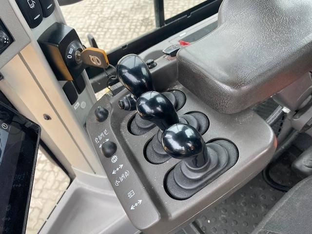 Колёсный погрузчик Volvo L 120 H A/C, BSS, ZSA, 3. Kr., SW (12005212): фото 17 Колёсный погрузчик Volvo L 120 H A/C, BSS, ZSA, 3. Kr., SW (12005212): фото 17