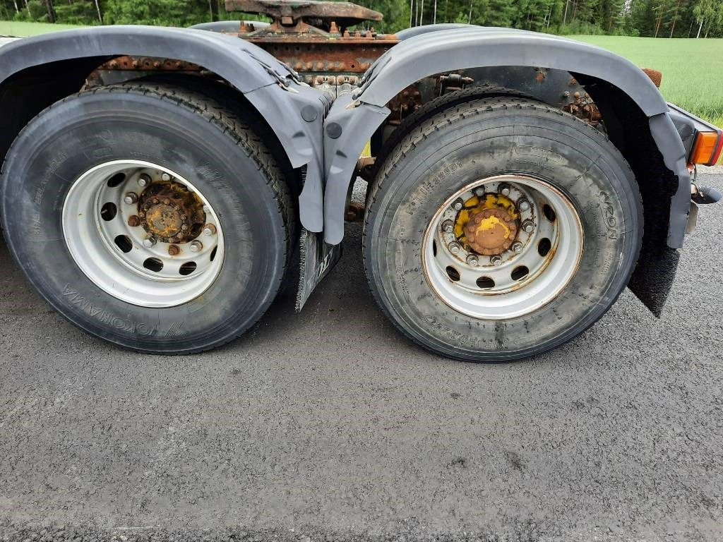 Volvo FH12 460 - Тягач: фото 5 Volvo FH12 460 - Тягач: фото 5