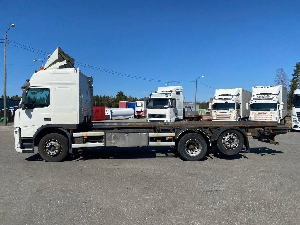 Volvo FM 13 - Грузовик-контейнеровоз/ Сменный кузов: фото 5 Volvo FM 13 - Грузовик-контейнеровоз/ Сменный кузов: фото 5