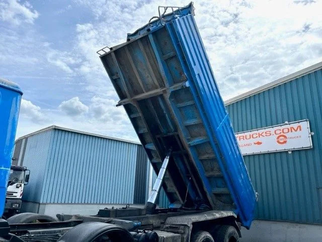 MAN 41.464 F2000 8X4 FULL STEEL KIPPER (EURO 2 / ZF16 MANUAL GEARBOX / ZF-INTARDER / FULL STEEL SUSPENSION / REDUCTION AXLES) в лизинг MAN 41.464 F2000 8X4 FULL STEEL KIPPER (EURO 2 / ZF16 MANUAL GEARBOX / ZF-INTARDER / FULL STEEL SUSPENSION / REDUCTION AXLES): фото 12 MAN 41.464 F2000 8X4 FULL STEEL KIPPER (EURO 2 / ZF16 MANUAL GEARBOX / ZF-INTARDER / FULL STEEL SUSPENSION / REDUCTION AXLES) в лизинг MAN 41.464 F2000 8X4 FULL STEEL KIPPER (EURO 2 / ZF16 MANUAL GEARBOX / ZF-INTARDER / FULL STEEL SUSPENSION / REDUCTION AXLES): фото 12