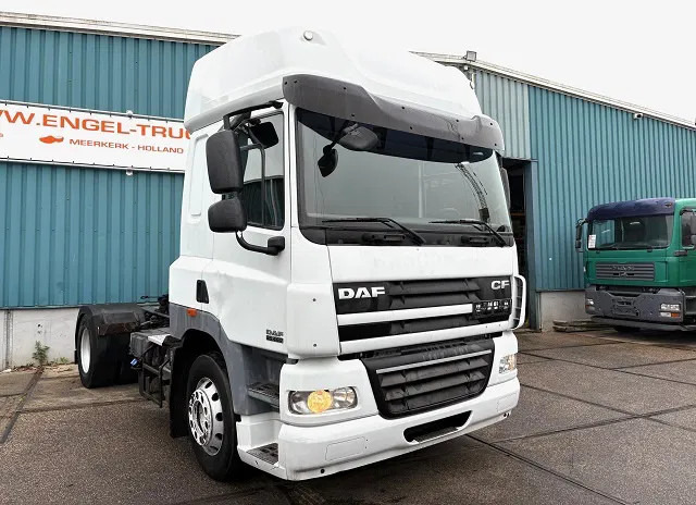 DAF CF 85.460 SPACECAB 4x2 (AS-TRONIC / MX-BRAKE / AIRCONDITIONING / ADR-VLG / FRIDGE / EURO 5 / ETC.) - Тягач: фото 2 DAF CF 85.460 SPACECAB 4x2 (AS-TRONIC / MX-BRAKE / AIRCONDITIONING / ADR-VLG / FRIDGE / EURO 5 / ETC.) - Тягач: фото 2