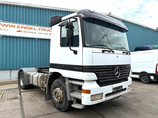 Mercedes-Benz Actros 1848 LS (MP1) 4x2 TRACTOR (EPS WITH CLUTCH / RUDUCTION AXLE / HYDRAULIC KIT / AIRCONDITIONING / ETC) - Тягач: фото 2 Mercedes-Benz Actros 1848 LS (MP1) 4x2 TRACTOR (EPS WITH CLUTCH / RUDUCTION AXLE / HYDRAULIC KIT / AIRCONDITIONING / ETC) - Тягач: фото 2