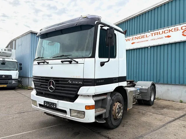 Mercedes-Benz Actros 1848 LS (MP1) 4x2 TRACTOR (EPS WITH CLUTCH / RUDUCTION AXLE / HYDRAULIC KIT / AIRCONDITIONING / ETC) - Тягач: фото 1 Mercedes-Benz Actros 1848 LS (MP1) 4x2 TRACTOR (EPS WITH CLUTCH / RUDUCTION AXLE / HYDRAULIC KIT / AIRCONDITIONING / ETC) - Тягач: фото 1