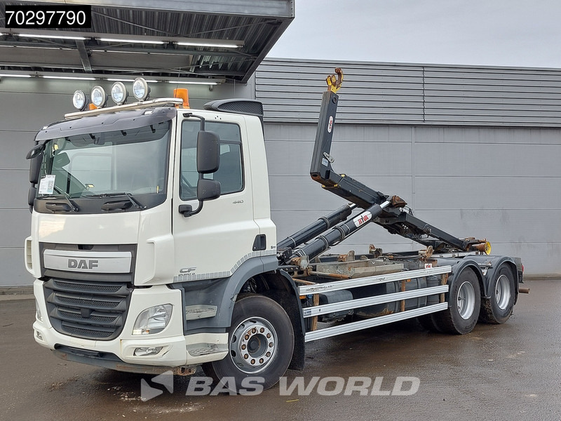 DAF CF 440 6X2 HYVA 22-60-S Hooklift Lift Axle Automatic ACC Euro 6 - Крюковой мультилифт: фото 3 DAF CF 440 6X2 HYVA 22-60-S Hooklift Lift Axle Automatic ACC Euro 6 - Крюковой мультилифт: фото 3