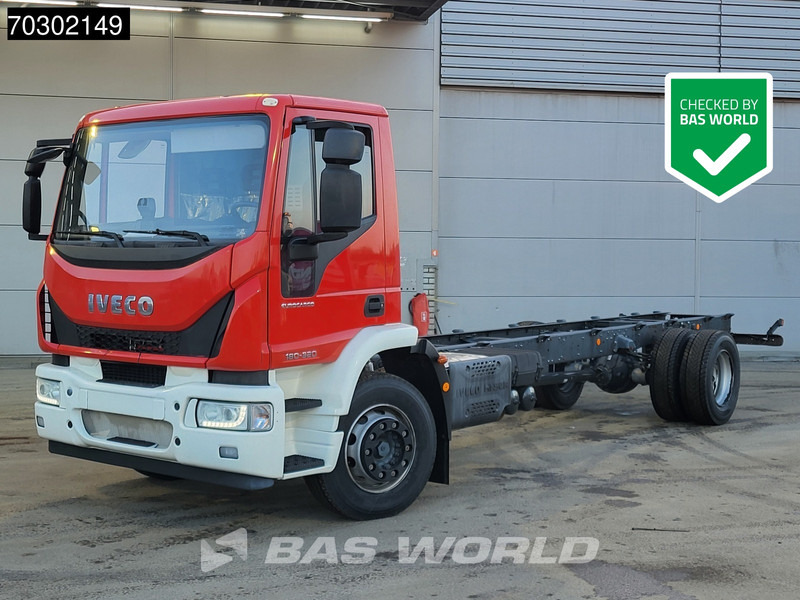 Iveco Eurocargo 180E320 4X2 NEW! 18T chassis 2017 production Euro 6 - Грузовик-шасси: фото 1 Iveco Eurocargo 180E320 4X2 NEW! 18T chassis 2017 production Euro 6 - Грузовик-шасси: фото 1