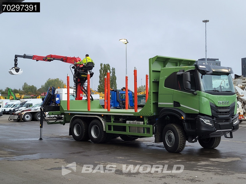 Iveco T-Way 450 6X6 UNUSED! Palfinger Q150Z Crane Retarder Holztransport Big-Axle LED Euro 6 - Лесовоз, Автоманипулятор: фото 3 Iveco T-Way 450 6X6 UNUSED! Palfinger Q150Z Crane Retarder Holztransport Big-Axle LED Euro 6 - Лесовоз, Автоманипулятор: фото 3