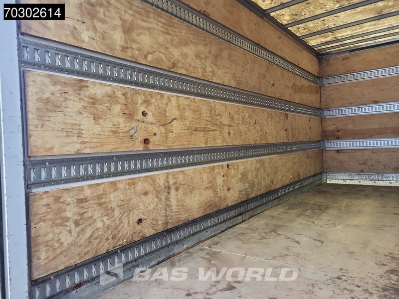 Mercedes-Benz Atego 818 Atego 4X2 8tonner Automatic 1500kg Ladebordwand Euro 4 - Грузовик с закрытым кузовом: фото 5 Mercedes-Benz Atego 818 Atego 4X2 8tonner Automatic 1500kg Ladebordwand Euro 4 - Грузовик с закрытым кузовом: фото 5