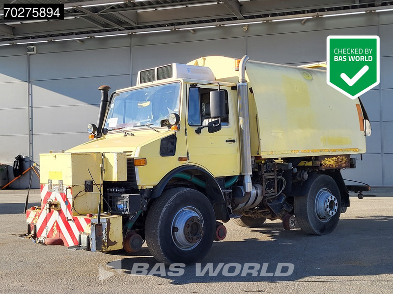 Mercedes-Benz Unimog 1650 4X4 Assaloni Vaccuum truck 4x4 Railway Manual Euro 2 - Ассенизатор: фото 1 Mercedes-Benz Unimog 1650 4X4 Assaloni Vaccuum truck 4x4 Railway Manual Euro 2 - Ассенизатор: фото 1