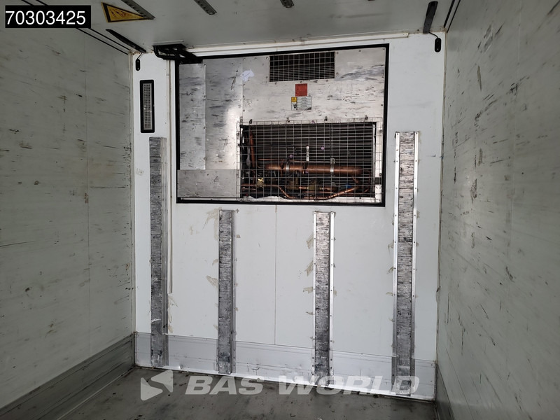 Полуприцеп-рефрижератор Schmitz Cargobull SCB*S3B TUV 06/26 Tailgate Bi-Temp Lifting Axle Flower Width: фото 13