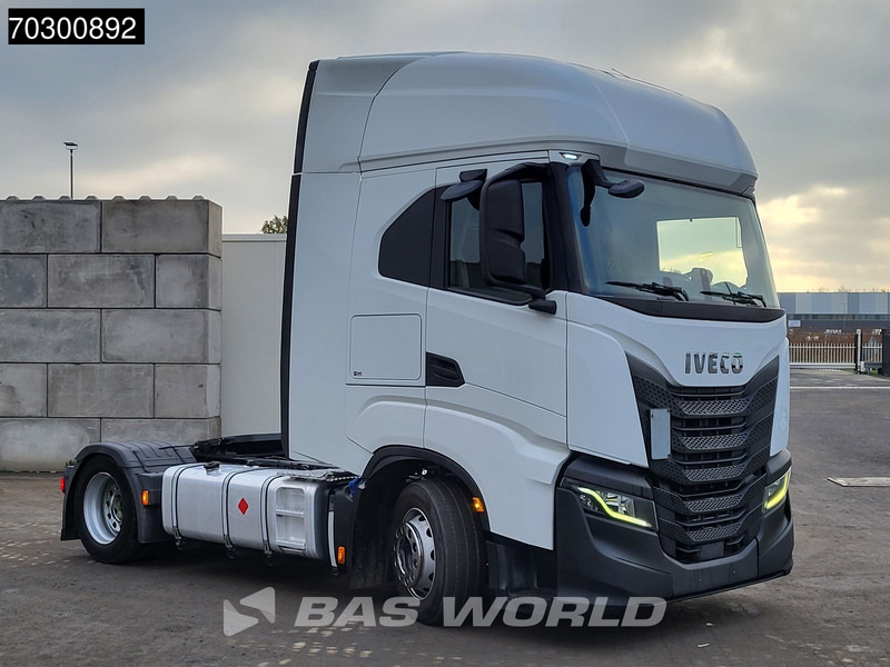 Iveco S-Way 460 S-Way 4X2 Mega Retarder 2xTanks - Тягач: фото 3 Iveco S-Way 460 S-Way 4X2 Mega Retarder 2xTanks - Тягач: фото 3