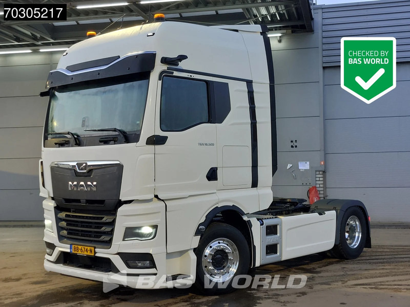 MAN TGX 18.520 4X2 NEW! GX Retarder 2x Tanks Alcoa Standklima MirrorCam Navi LED - Тягач: фото 1 MAN TGX 18.520 4X2 NEW! GX Retarder 2x Tanks Alcoa Standklima MirrorCam Navi LED - Тягач: фото 1