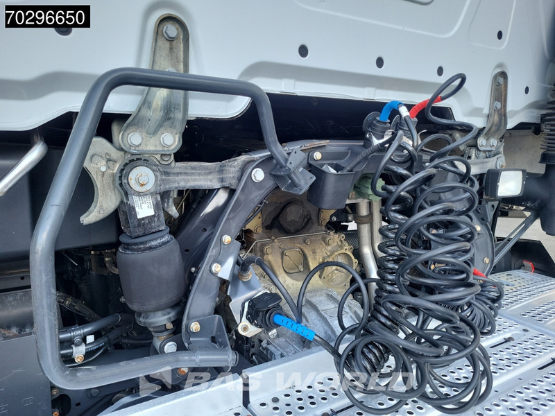 Тягач Mercedes-Benz Actros 1848 4X2 BigSpace Retarder Standklima MirrorCam ACC Xenon Euro 6: фото 12