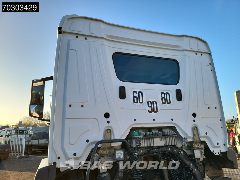 Mercedes-Benz Arocs 2046 4X2 ClassicSpace Big-Axle Retarder Standklima Euro 6 - Тягач: фото 5 Mercedes-Benz Arocs 2046 4X2 ClassicSpace Big-Axle Retarder Standklima Euro 6 - Тягач: фото 5