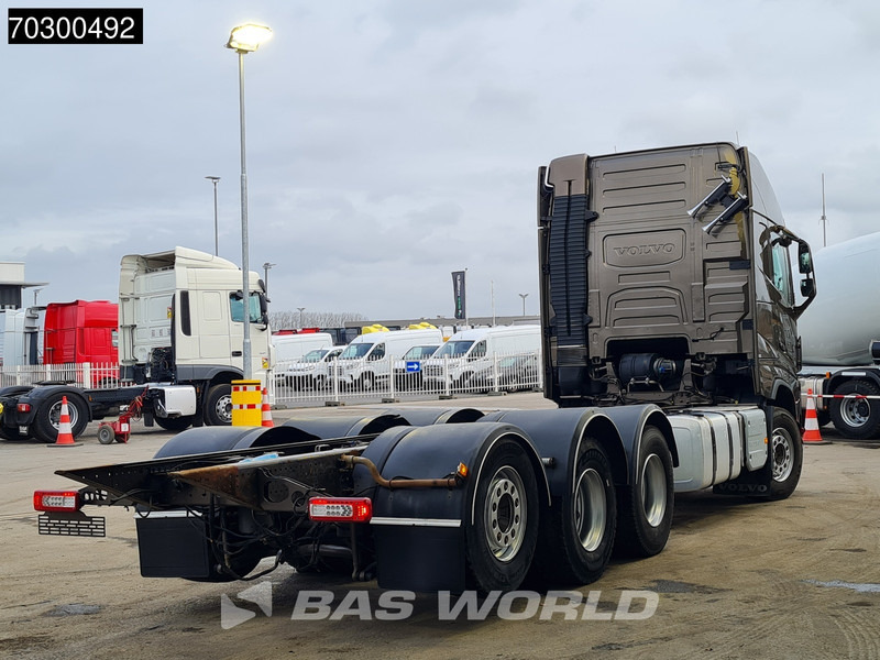 Volvo FH 540 FH 8X4 Chassis Lift+Steering Axle Automatic VEB+ Euro 6 - Грузовик-шасси: фото 5 Volvo FH 540 FH 8X4 Chassis Lift+Steering Axle Automatic VEB+ Euro 6 - Грузовик-шасси: фото 5