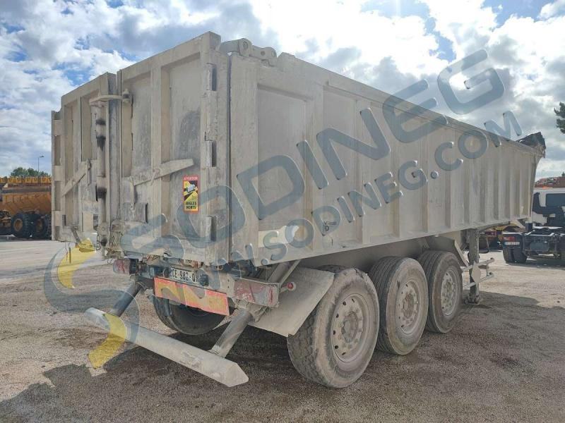 Benalu 3 ESSIEUX - Самосвальный полуприцеп: фото 5 Benalu 3 ESSIEUX - Самосвальный полуприцеп: фото 5