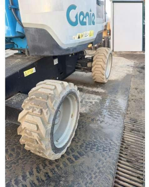 Genie Z60/37 FE HYBRID - Вертикальный мачтовый подъемник: фото 5 Genie Z60/37 FE HYBRID - Вертикальный мачтовый подъемник: фото 5