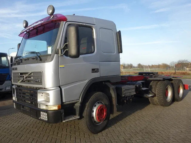 Volvo FM 12.420 6x4 steelsprings - Тягач: фото 1 Volvo FM 12.420 6x4 steelsprings - Тягач: фото 1