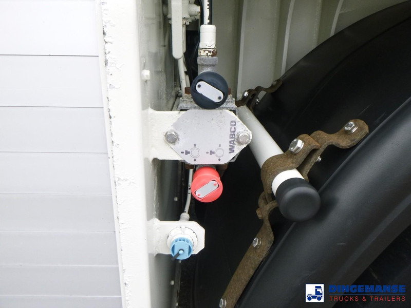 Прицеп-цистерна LAG Fuel tank alu 50.5 m3 / 3 comp + pump: фото 12