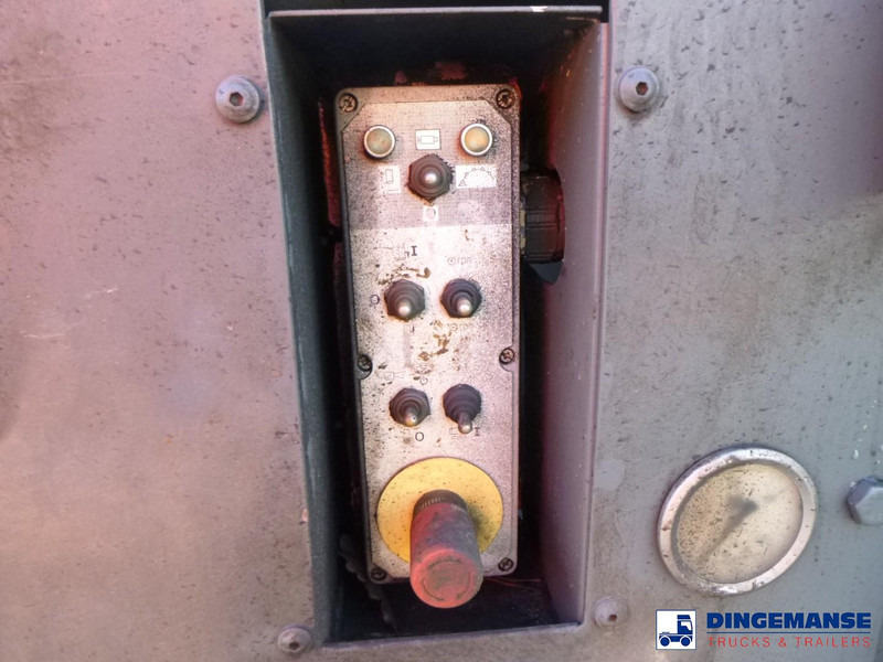 Бетононасос стационарный Mercedes-Benz Atego 4x2 Putzmeister concrete pump 20 m: фото 17 Бетононасос стационарный Mercedes-Benz Atego 4x2 Putzmeister concrete pump 20 m: фото 17