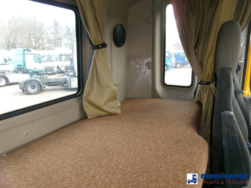 DAF CF 85.460 6x4 RHD Euro 5 в лизинг DAF CF 85.460 6x4 RHD Euro 5: фото 13 DAF CF 85.460 6x4 RHD Euro 5 в лизинг DAF CF 85.460 6x4 RHD Euro 5: фото 13