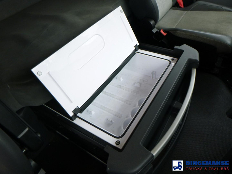 Тягач Renault T 460 6X2 RHD Euro 6: фото 11 Тягач Renault T 460 6X2 RHD Euro 6: фото 11