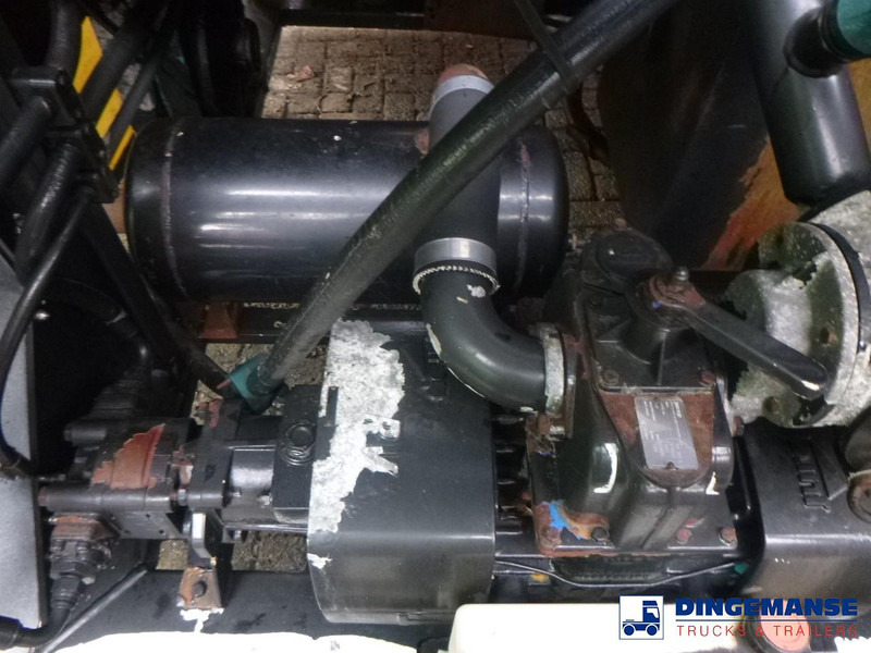 Полуприцеп-цистерна VALLELY Vacuum tank alu 30 m3 / 1 comp + Engine: фото 14 Полуприцеп-цистерна VALLELY Vacuum tank alu 30 m3 / 1 comp + Engine: фото 14