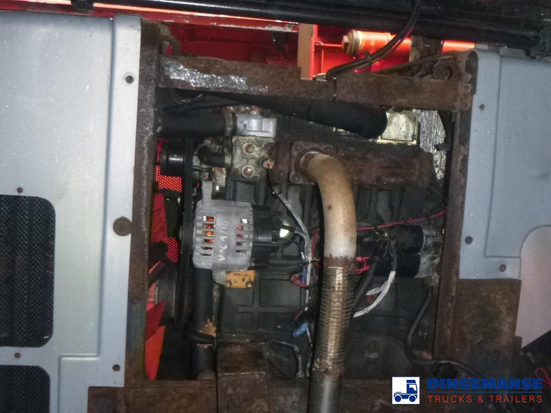 Полуприцеп-цистерна VALLELY Vacuum tank alu 30 m3 / 1 comp + Engine: фото 19 Полуприцеп-цистерна VALLELY Vacuum tank alu 30 m3 / 1 comp + Engine: фото 19