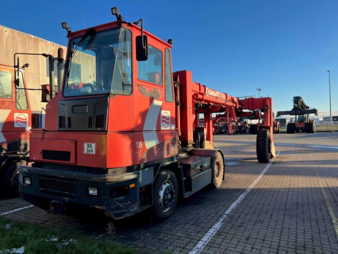 Kalmar TT618 - Терминальный тягач: фото 2 Kalmar TT618 - Терминальный тягач: фото 2