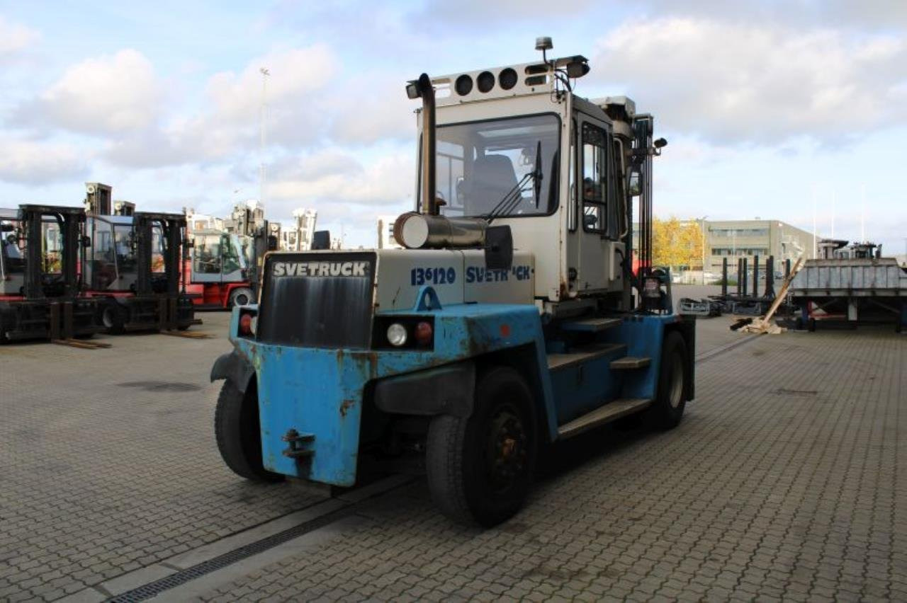 SveTruck 136120-35 - Дизельный погрузчик: фото 3 SveTruck 136120-35 - Дизельный погрузчик: фото 3