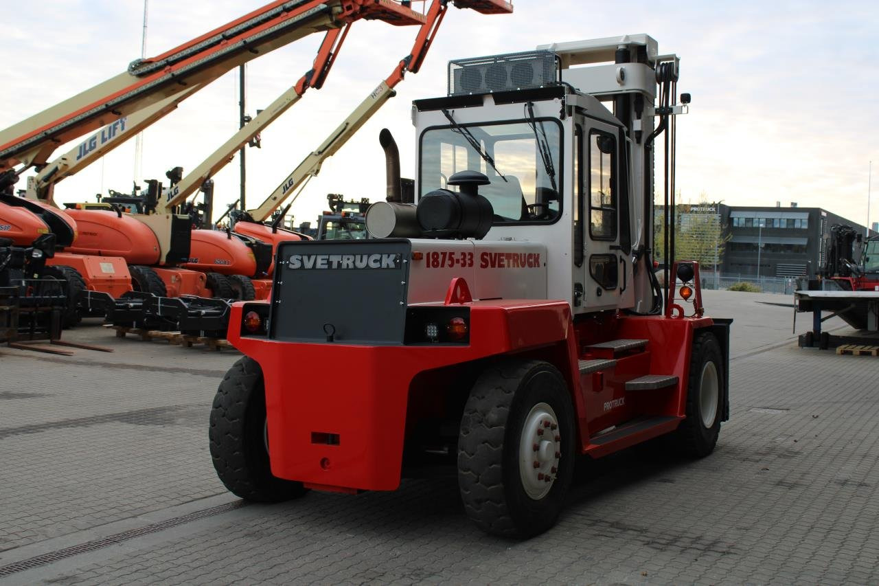 SveTruck 1875-33 - Дизельный погрузчик: фото 3 SveTruck 1875-33 - Дизельный погрузчик: фото 3