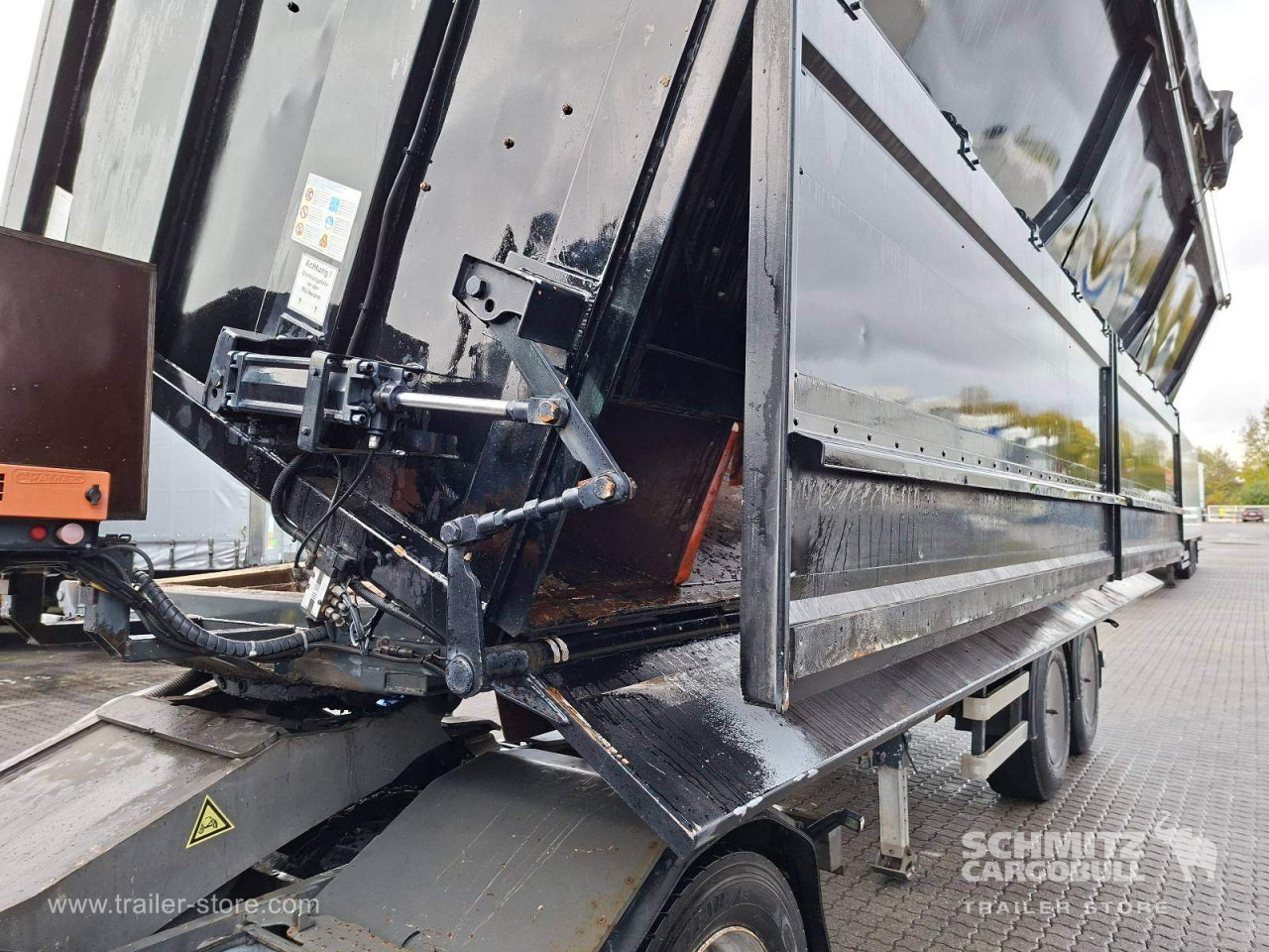 KEMPF Auflieger Kipper Stahlrundmulde 36m³ - Самосвальный полуприцеп: фото 2 KEMPF Auflieger Kipper Stahlrundmulde 36m³ - Самосвальный полуприцеп: фото 2