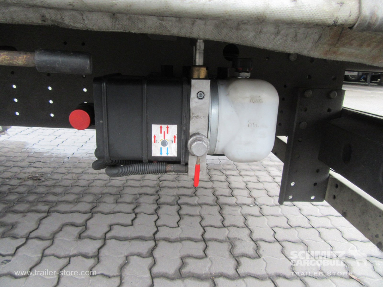 SCHMITZ Auflieger Curtainsider Mega - Тентованный полуприцеп: фото 4 SCHMITZ Auflieger Curtainsider Mega - Тентованный полуприцеп: фото 4