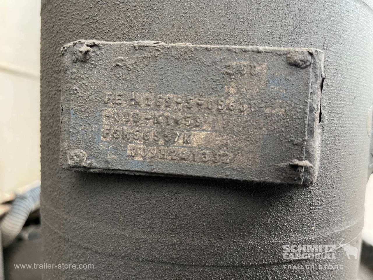 SCHMITZ Auflieger Kipper Stahlrundmulde 25m³ - Самосвальный полуприцеп: фото 4 SCHMITZ Auflieger Kipper Stahlrundmulde 25m³ - Самосвальный полуприцеп: фото 4