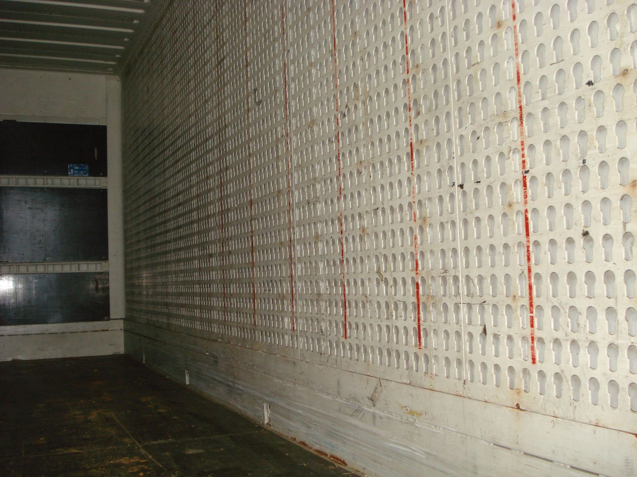 Krone WK 7,7 STG Kleider Textil Lager Jumbo C 7,82 WB - Прицеп-фургон: фото 4 Krone WK 7,7 STG Kleider Textil Lager Jumbo C 7,82 WB - Прицеп-фургон: фото 4