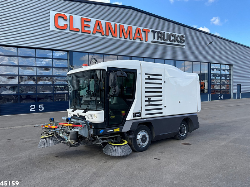 Ravo 540 CD Euro 6 with 3-rd brush - Подметально-уборочная машина: фото 3 Ravo 540 CD Euro 6 with 3-rd brush - Подметально-уборочная машина: фото 3